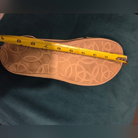 Athleta Tan Leather Sandals Women's US Size 10 EUR 41 ( EUC) - Picture 10 of 10